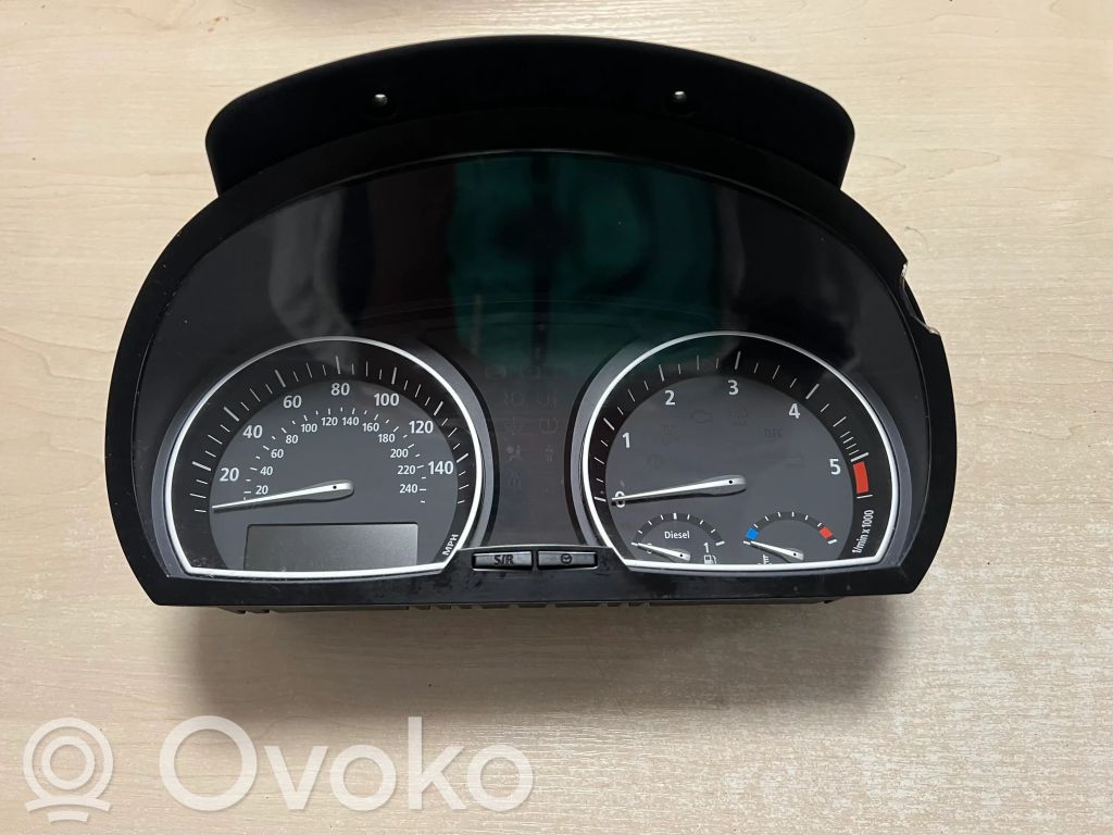 BMW X3 E83 Speedometer (instrument cluster) 