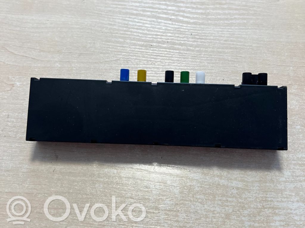 BMW 3 E46 Antenos stiprintuvas 