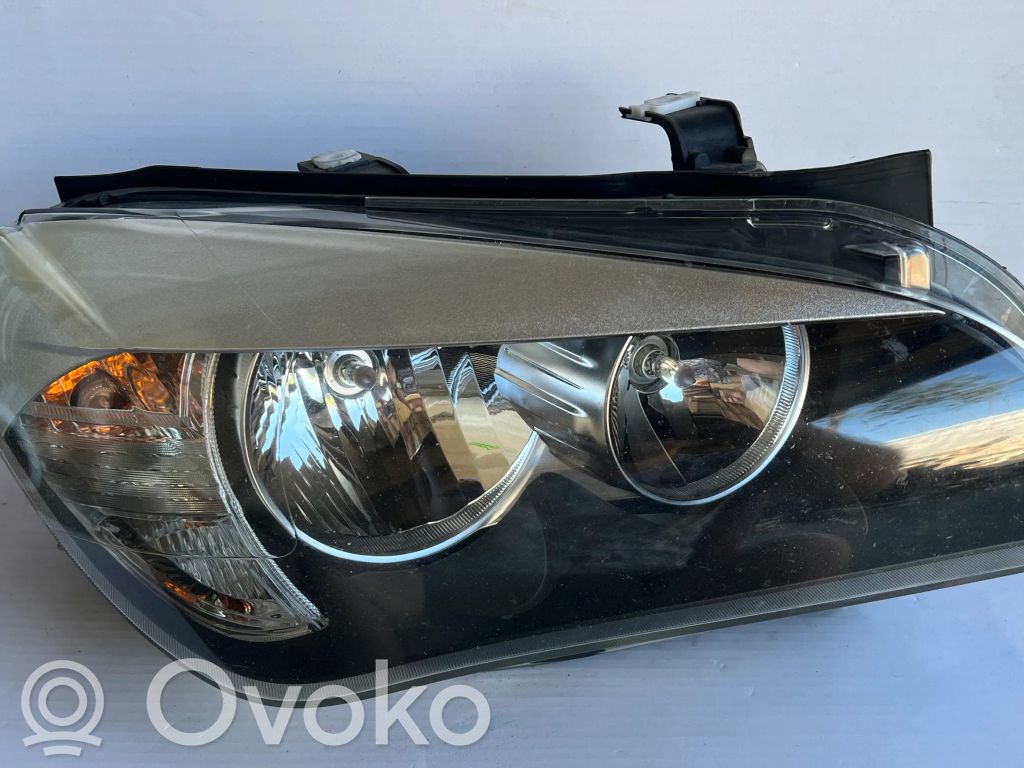 BMW X1 E84 Lampa przednia 