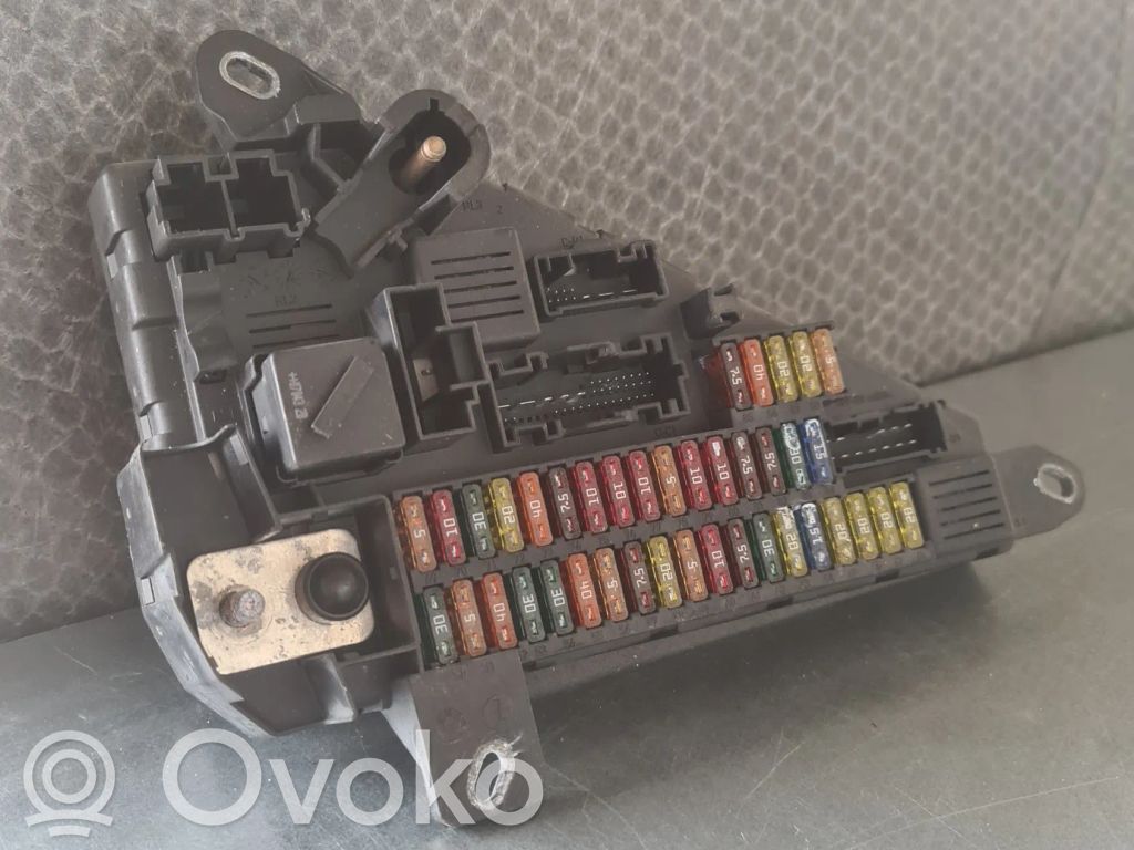 BMW 5 E60 E61 Fuse box set 