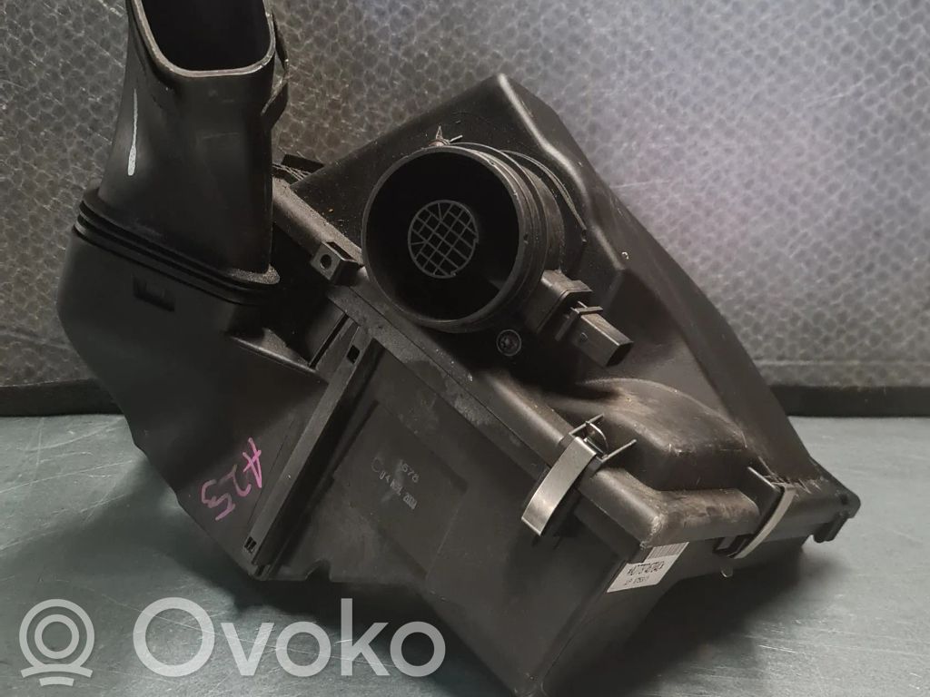 Air filter box   779746704,7797467