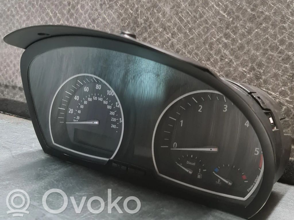 BMW X3 E83 Spidometrs (instrumentu panelī) 
