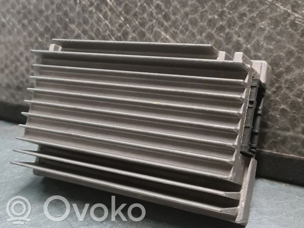 BMW X5 E70 Garso stiprintuvas 