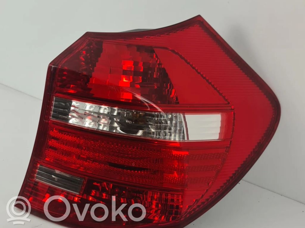 Rear/tail lights   7184956