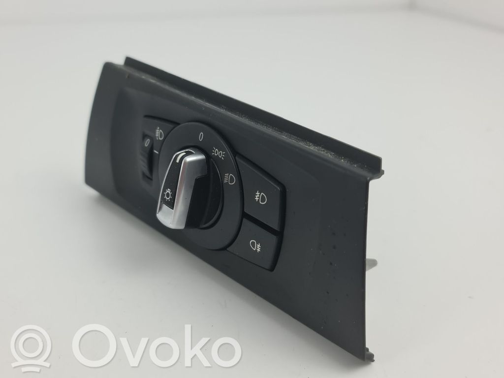 Light switch   9169405