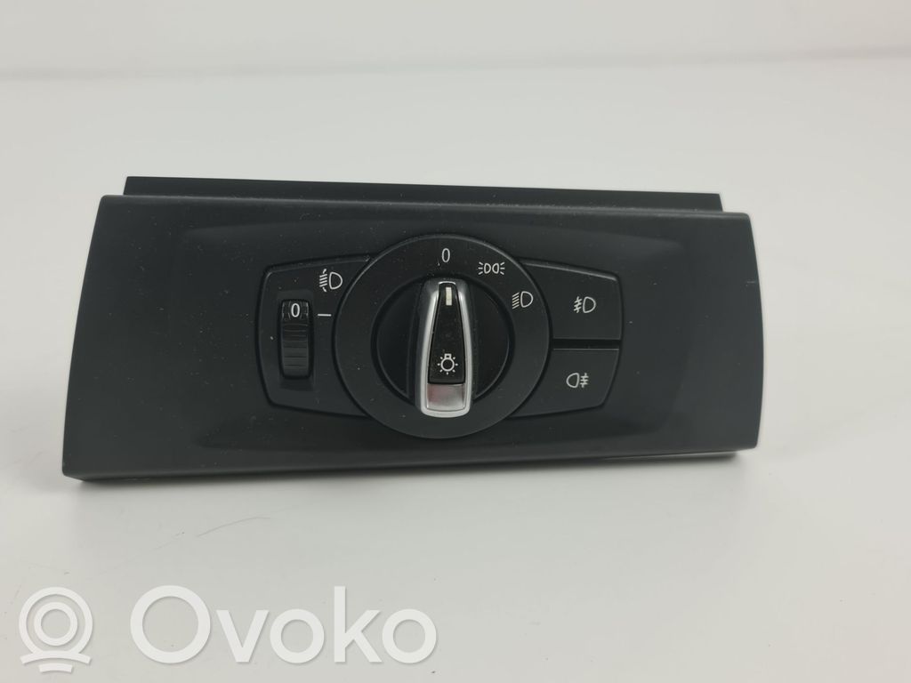 Light switch   9169405