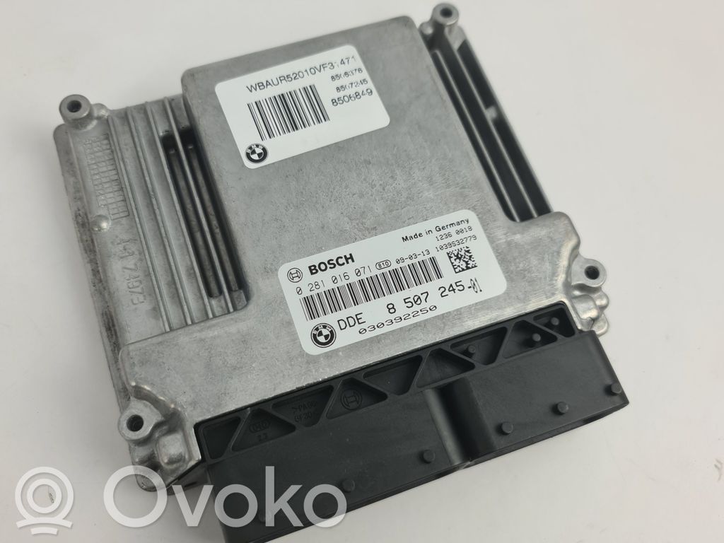 BMW 1 E82 E88 Motorsteuergerät/-modul 