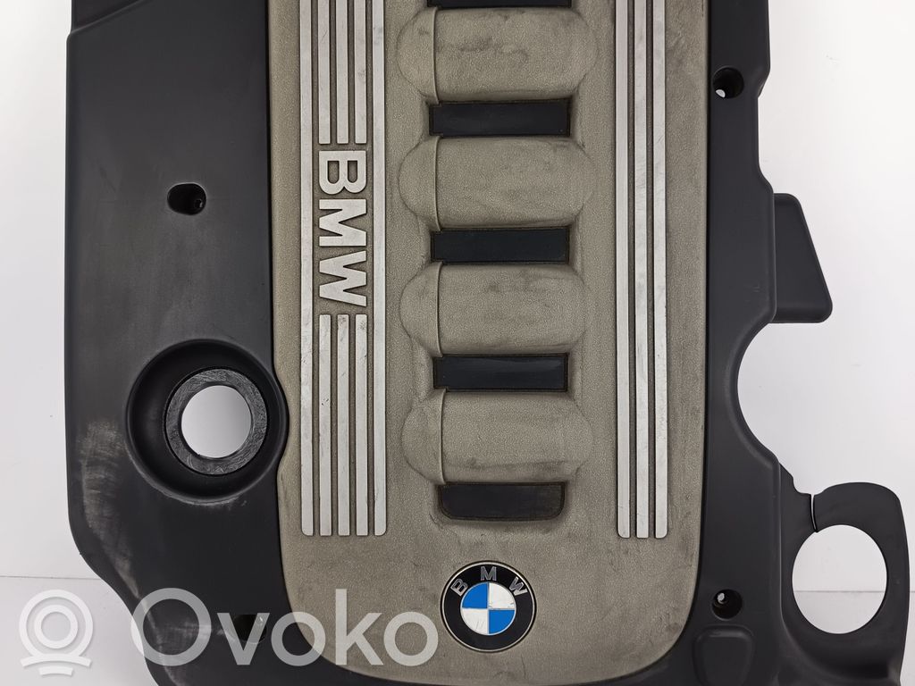 BMW 5 E60 E61 Variklio dangtis (apdaila) 