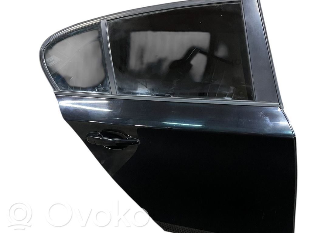 BMW 1 E81 E87 Aizmugurējās durvis 