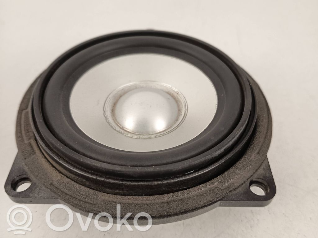 BMW 1 E81 E87 Front door speaker 