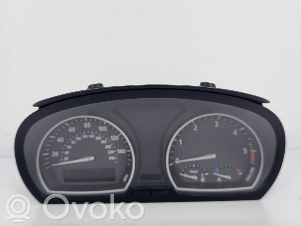 BMW X3 E83 Speedometer (instrument cluster) 