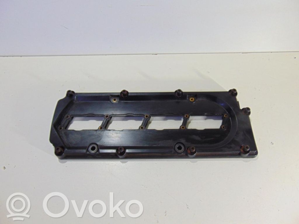 Audi A8 S8 D3 4E Ventildeckel 