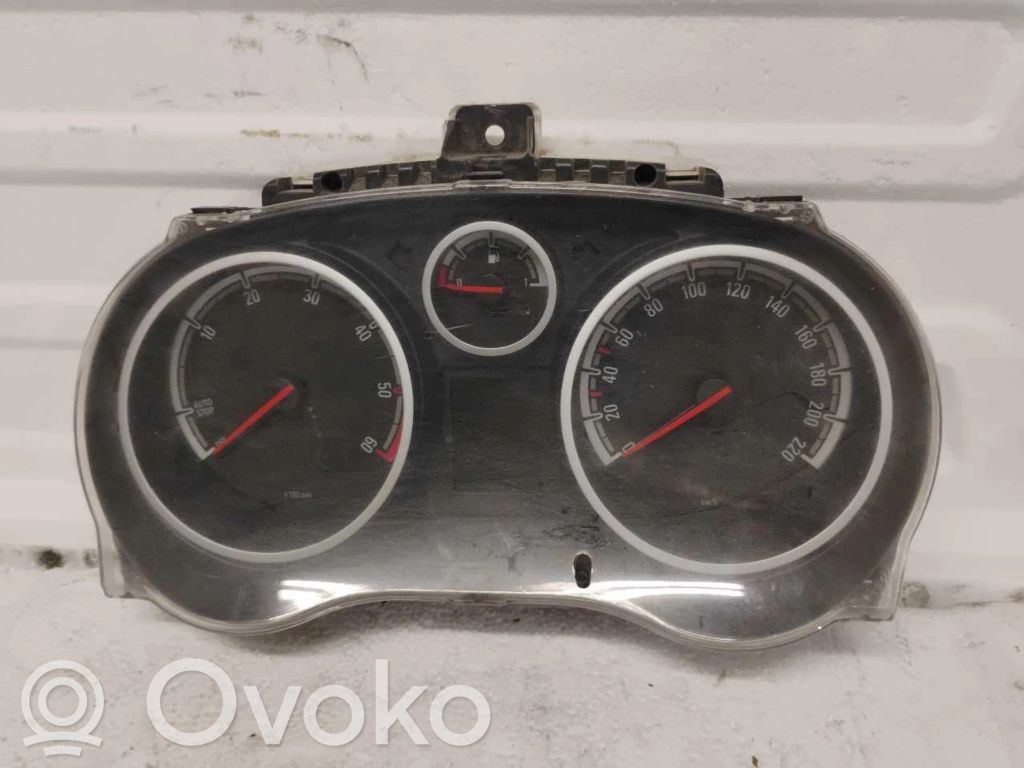 Opel Corsa D Nopeusmittari (mittaristo) 