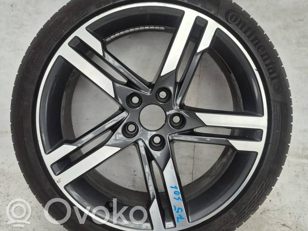 Audi A4 S4 B9 8W Cerchione in lega R18 