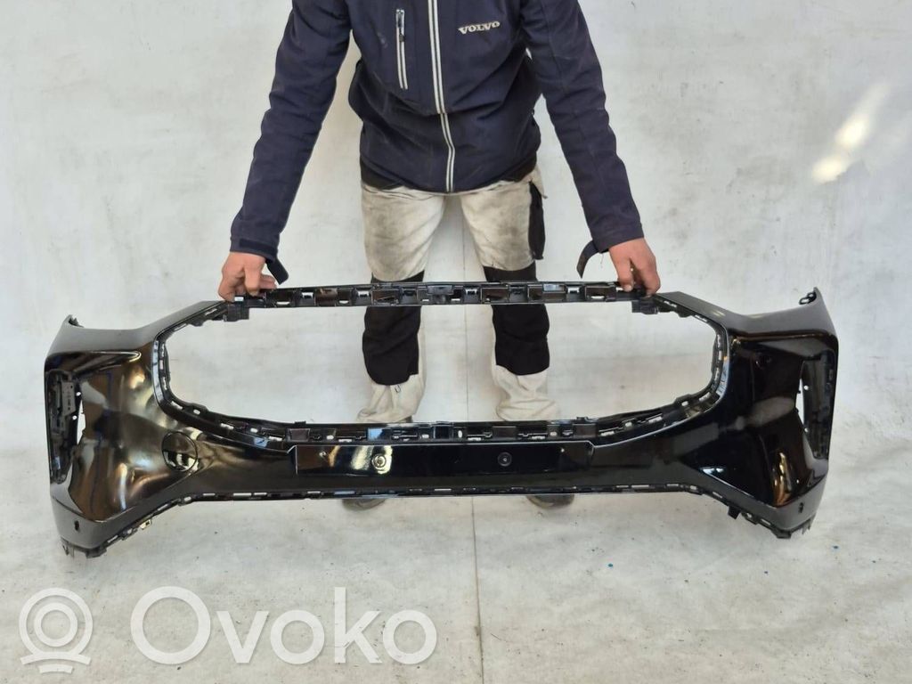 Front bumper   PV4B17D957