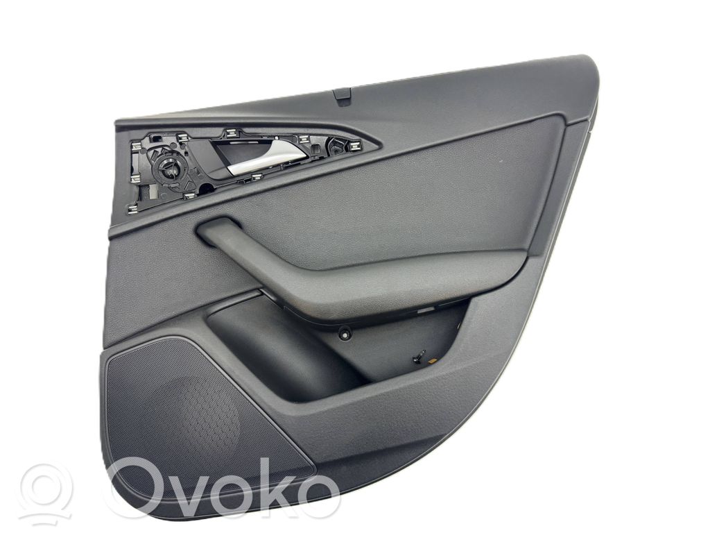 Audi A6 C7 Rivestimento del pannello della portiera posteriore 