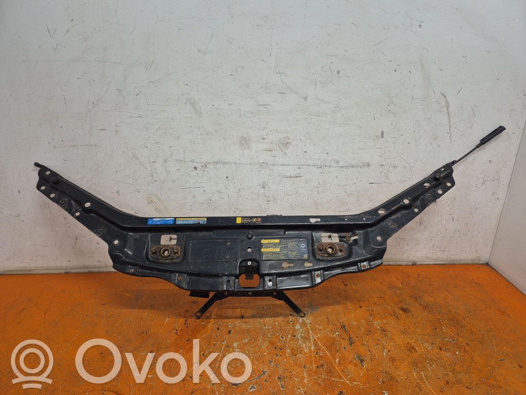 Saab 9-3 Ver2 Dzinēja pārsega slēdzenes dekoratīvā apdare 