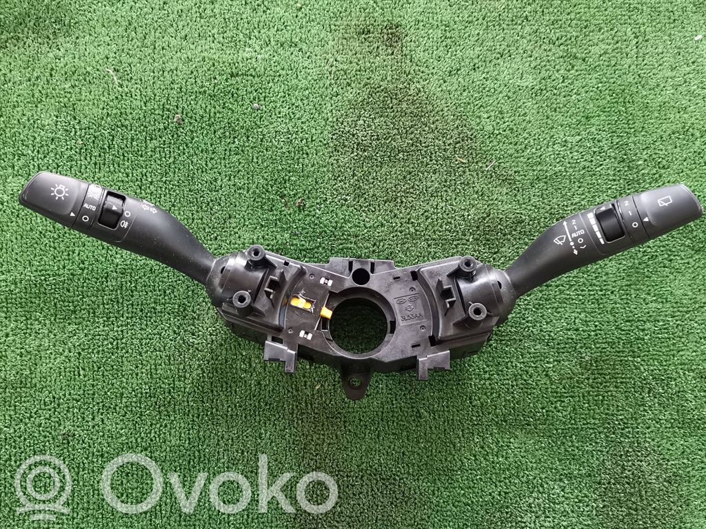 KIA Pro Cee'd III Commodo de clignotant 