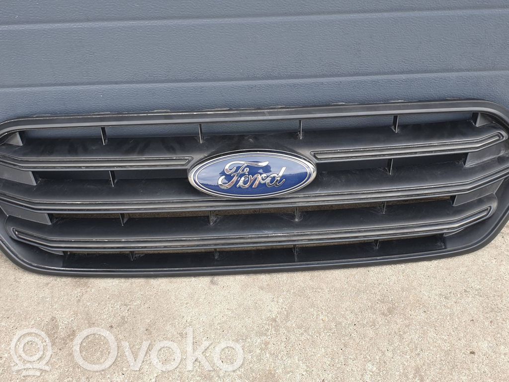 Ford Transit Custom Grotelės apatinės (trijų dalių) 