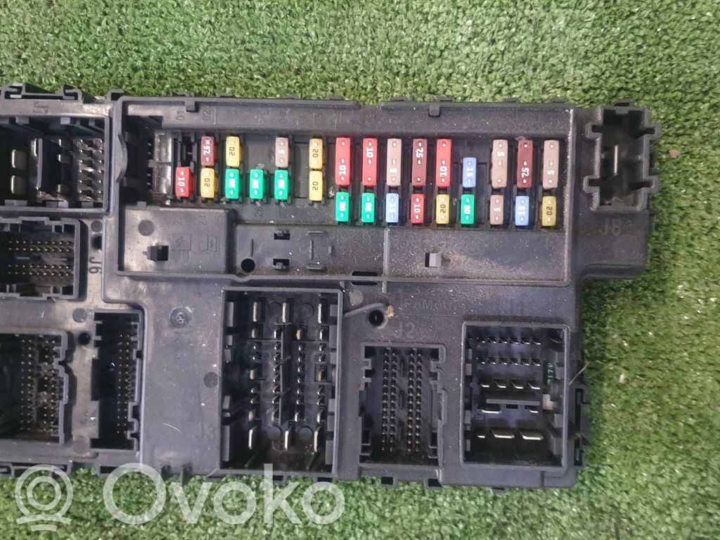 Ford Mondeo MK V Juego de caja de fusibles 
