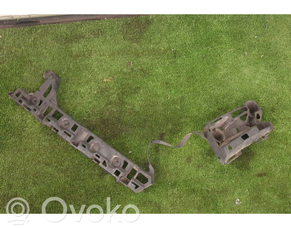 Opel Astra K Uchwyt / Mocowanie zderzaka tylnego 