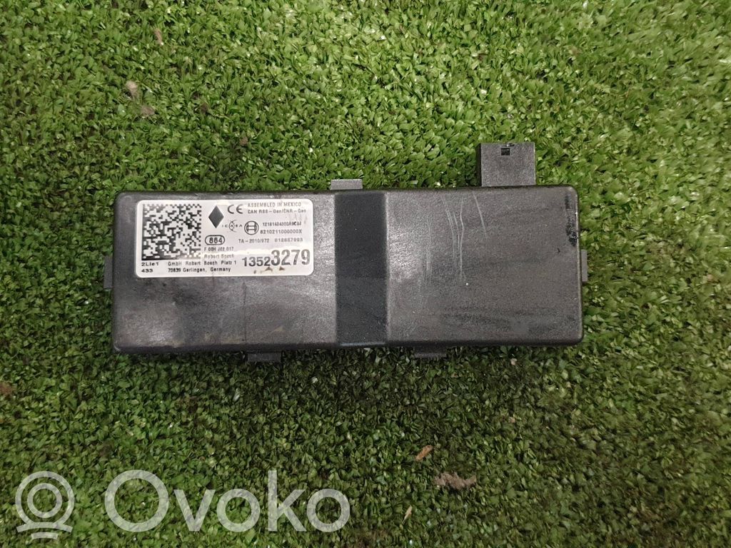 Opel Corsa E Aerial antenna amplifier 