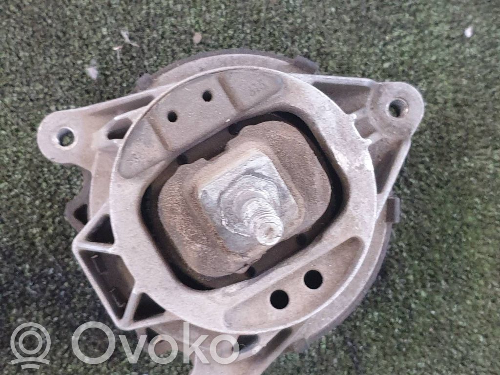 BMW 4 F32 F33 Engine mount bracket 