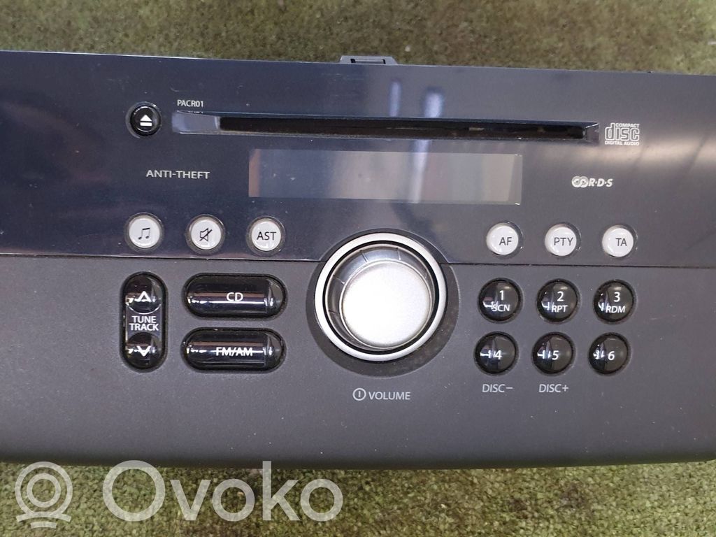 Suzuki Swift I Panel / Radioodtwarzacz CD/DVD/GPS 