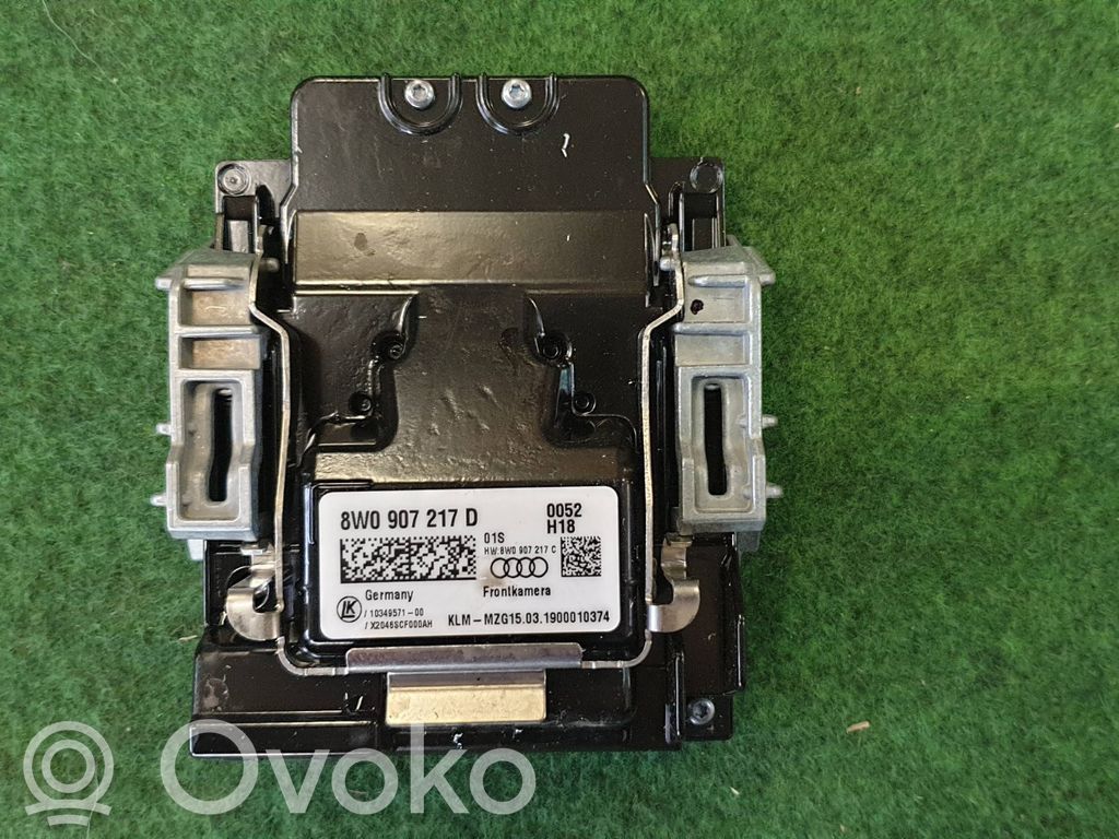 Audi A4 S4 B9 8W Windshield/windscreen camera 