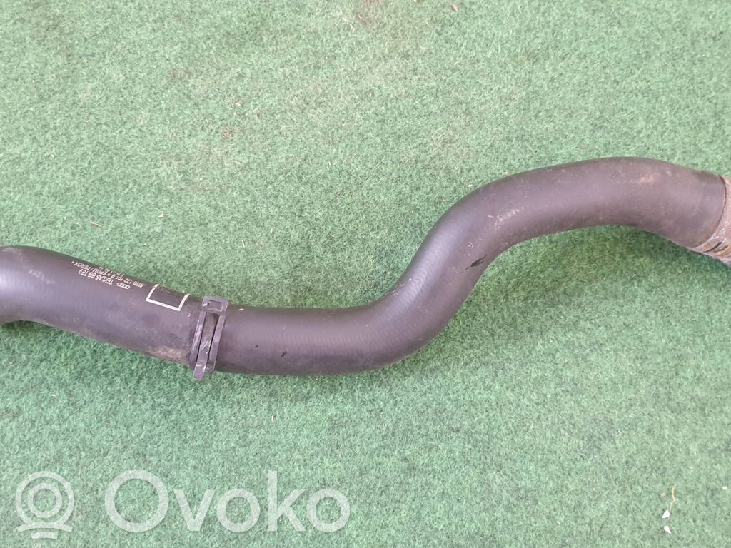 Audi A4 S4 B9 8W Engine coolant pipe/hose 