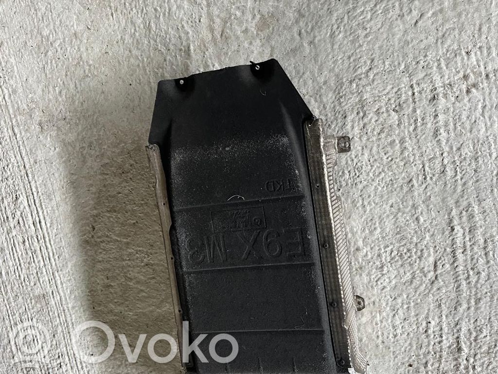 BMW M3 e92 Placa protectora del centro/medio 