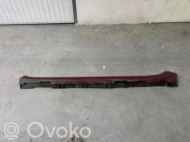 Mitsubishi Lancer Evolution X Пороговая часть 