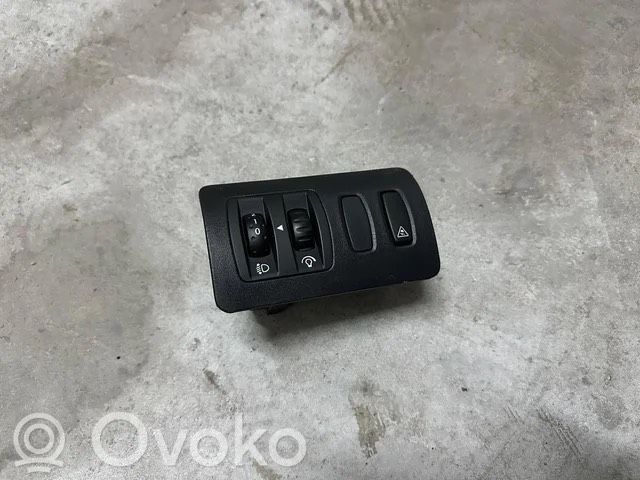 ESP (stability program) switch   8200407754