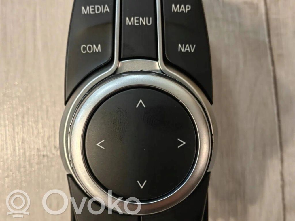 BMW 5 G30 G31 G38 Head unit multimedia control 