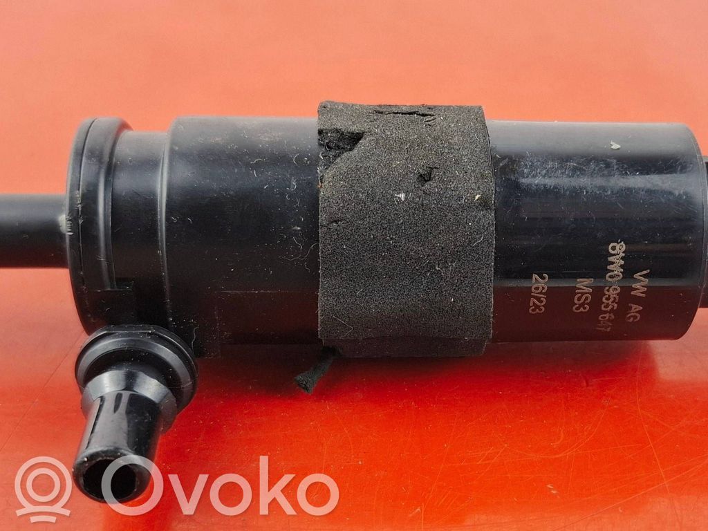 Audi A4 S4 B9 Windscreen/windshield washer pump 