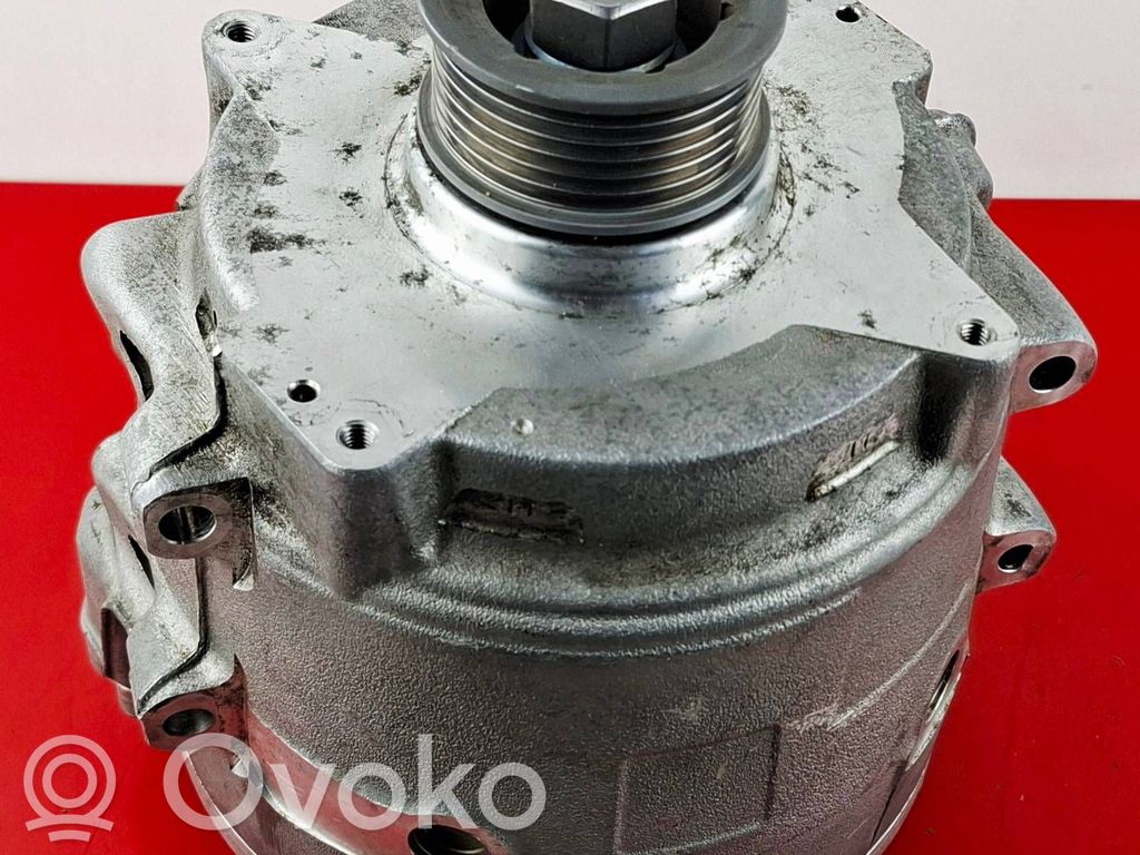 Audi A8 S8 D5 Ģenerators 