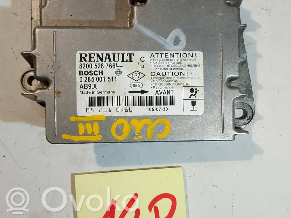 Renault Clio III Airbag control unit/module 