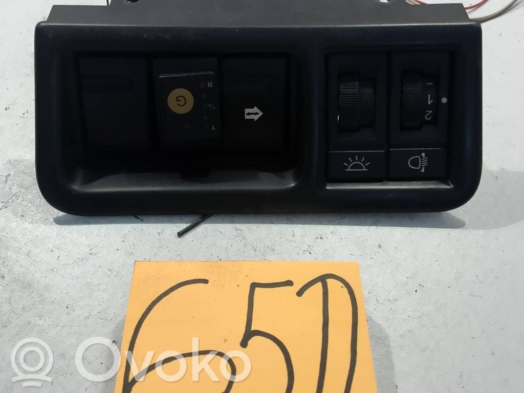 Peugeot 406 Central console control unit 