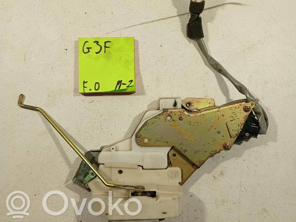 Zamek drzwi tylnych   8230183E10