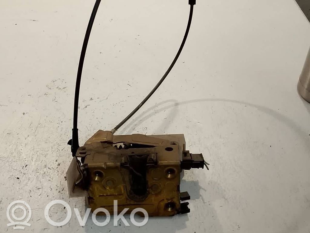 Renault Megane II Rear door lock 