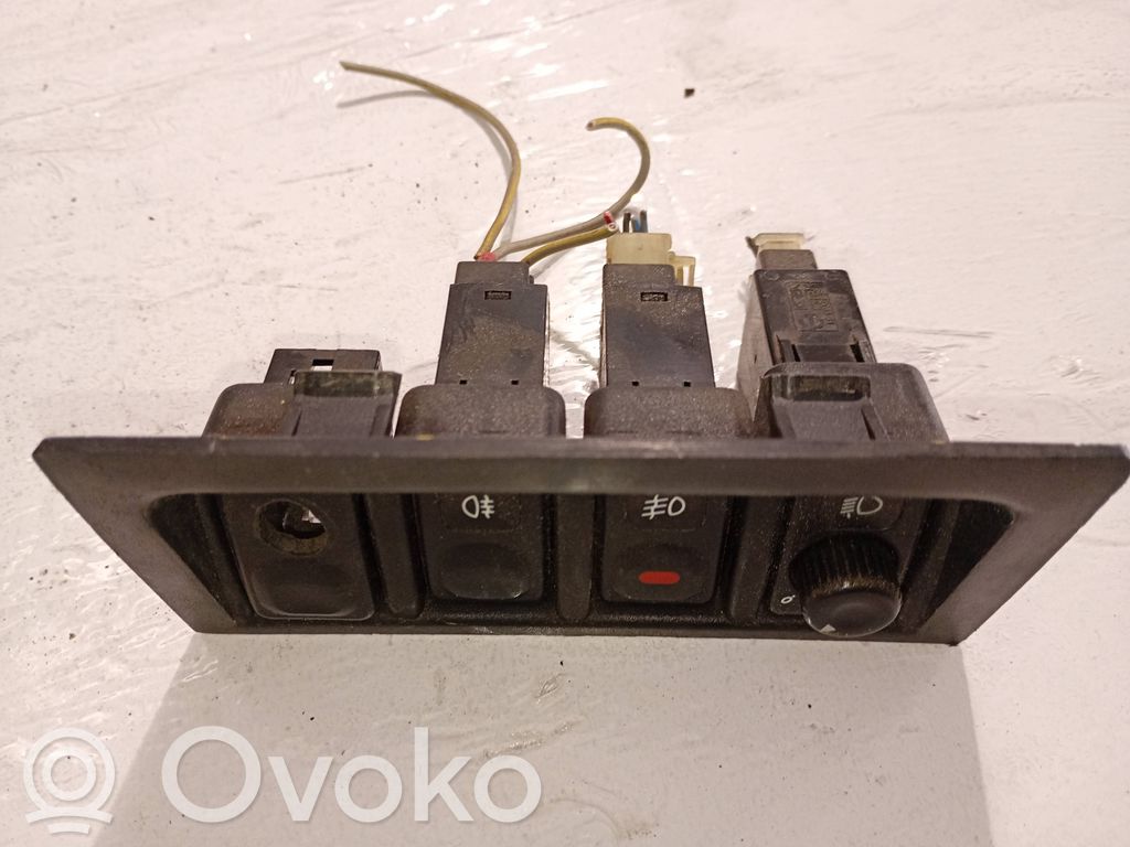 Konsola środkowa / Panel sterowania   458547