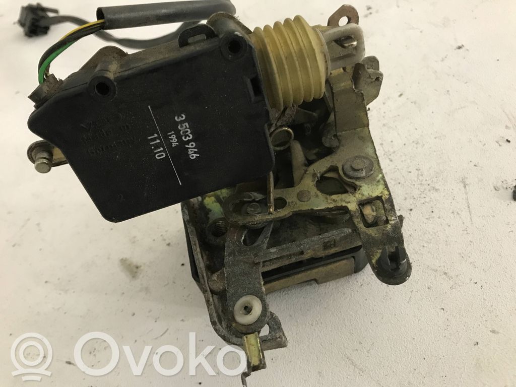 Volvo 940 Priekšpusē slēdzene 