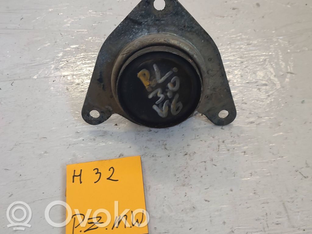 Renault Laguna II Engine mount vacuum valve 
