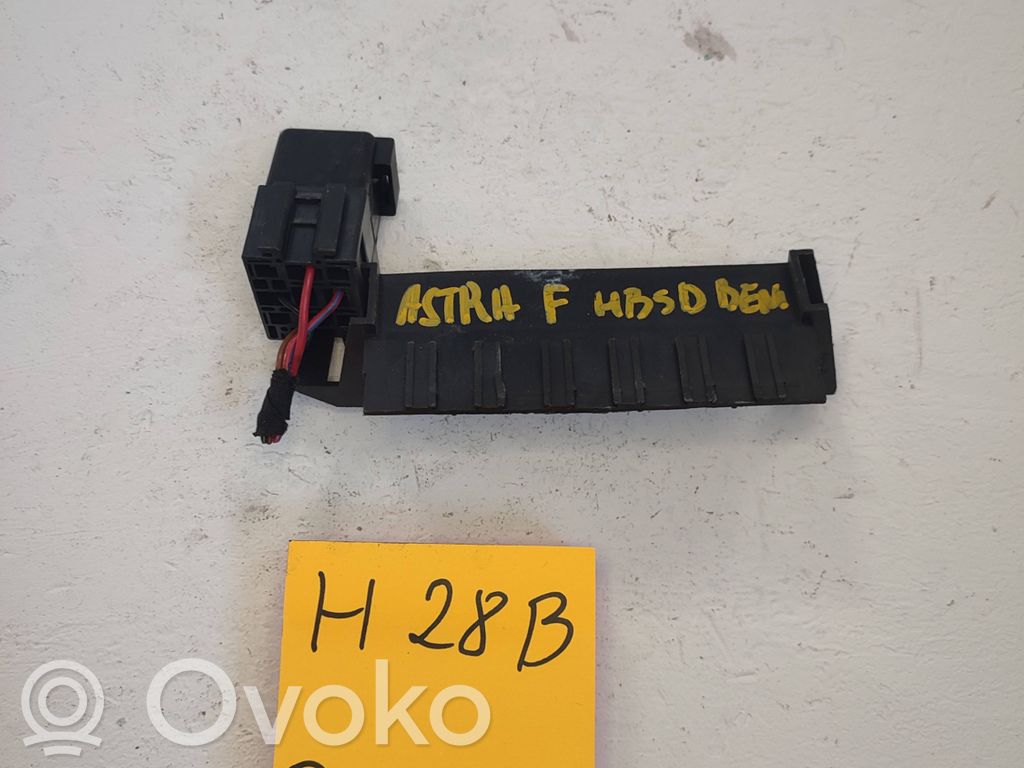 Opel Astra F Muu rele 