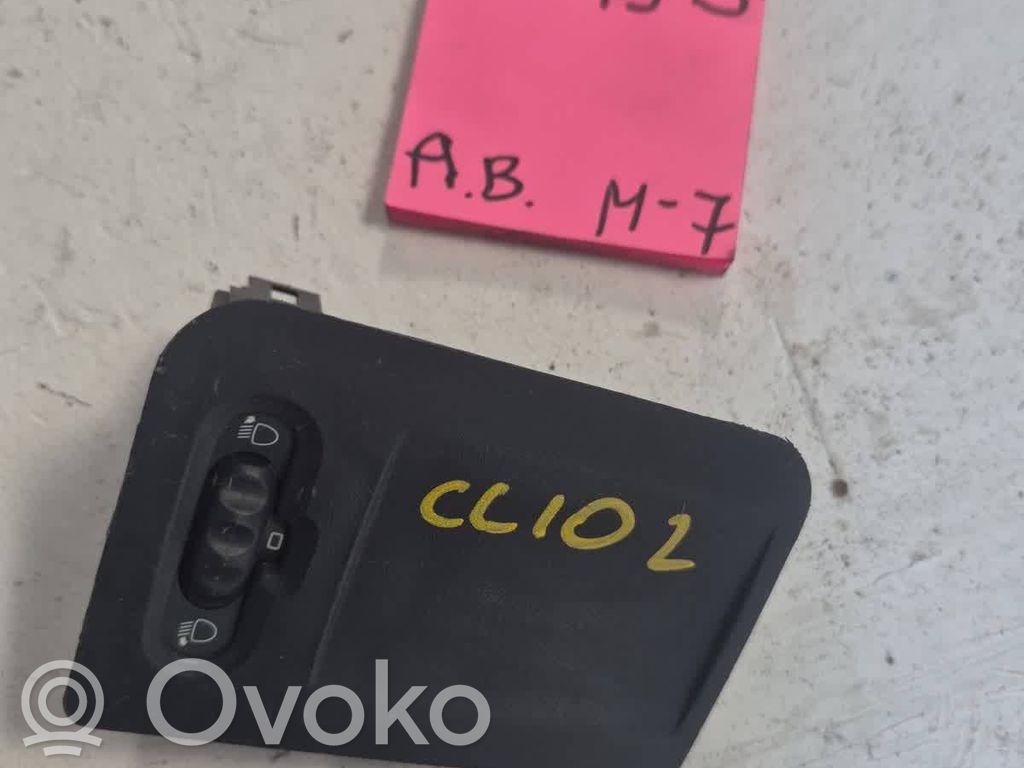 Renault Clio II Bouton commande réglage hauteur de phares 