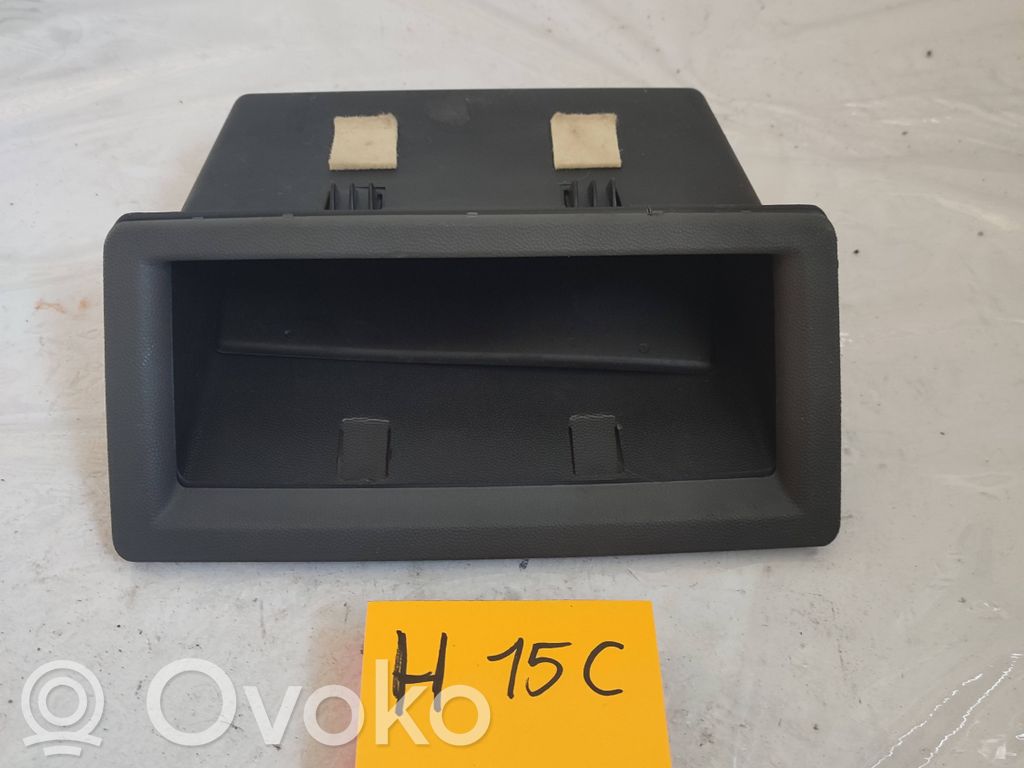 Opel Corsa C Glove box 
