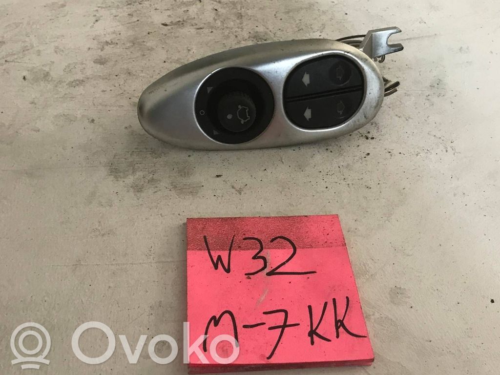 Renault Clio II Electric window control switch 