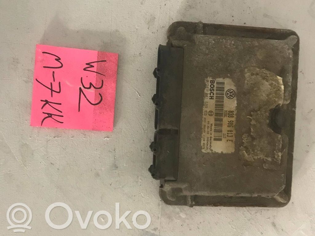 Volkswagen Caddy Engine control unit/module 