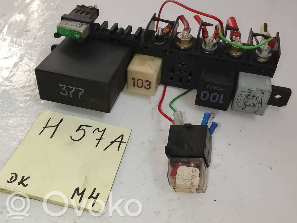 Inne przekaźniki   4B0955531A,5WK10430A,A2906
