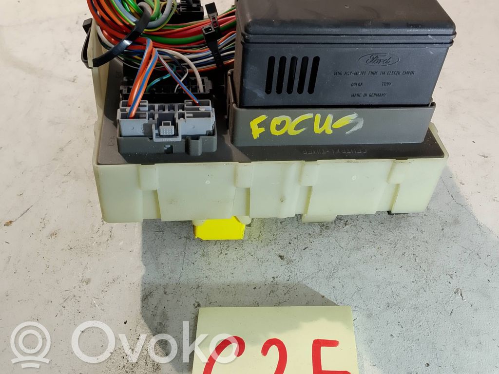 Ford Focus Fuse module 